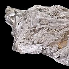 Tremolite (Warna Bervariasi)